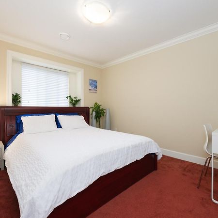 Cambie & 61St Ave Homestay Vancouver Dış mekan fotoğraf